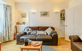3 Bed In Tenby 88728